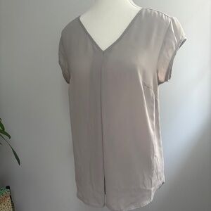 DR2 Soft Gray V-Neck Blouse